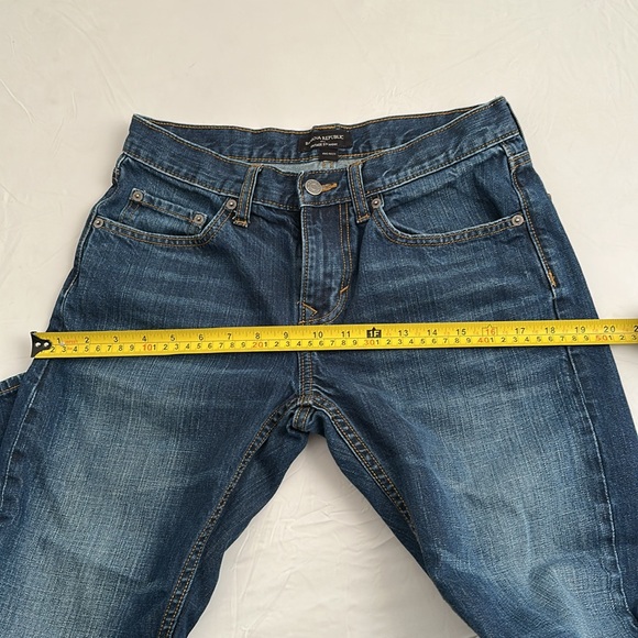 Banana Republic Vintage Straight medium wash blue denim jeans - Picture 7 of 12